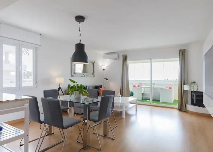 Appartement à 2 Chambres à Coucher